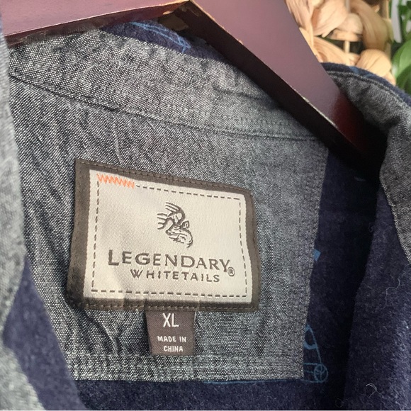 • [Legendary Whitetails] Thick Flannel • - Picture 7 of 16